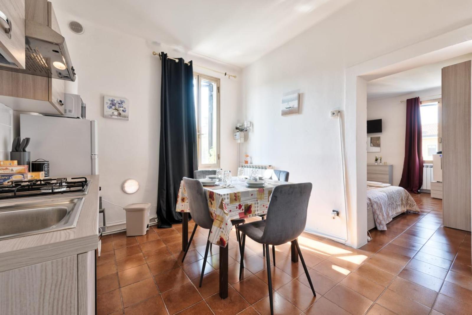 Venice Vacation Apartment Two Bedrooms Marghera Exterior photo